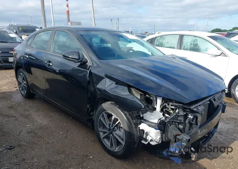 2024 Kia Forte Lxs from USA, damaged, VIN 3KPF24ADXRE726613